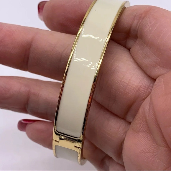 Kate Spade Cream & Gold Hinged Bangle - Picture 3 of 5